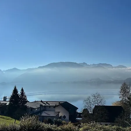 Appartement Traumsee Am Traunsee In Mit 180 Grad See- Und Traunsteinblick