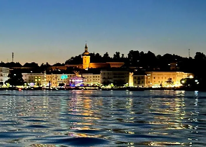 Traumsee Am Traunsee In Mit 180 Grad See- Und Traunsteinblick Gmunden