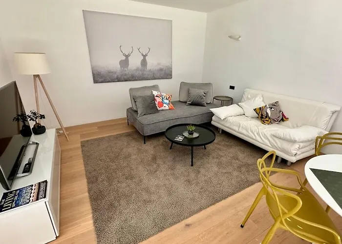 Appartement Traumsee Am Traunsee In Mit 180 Grad See- Und Traunsteinblick *